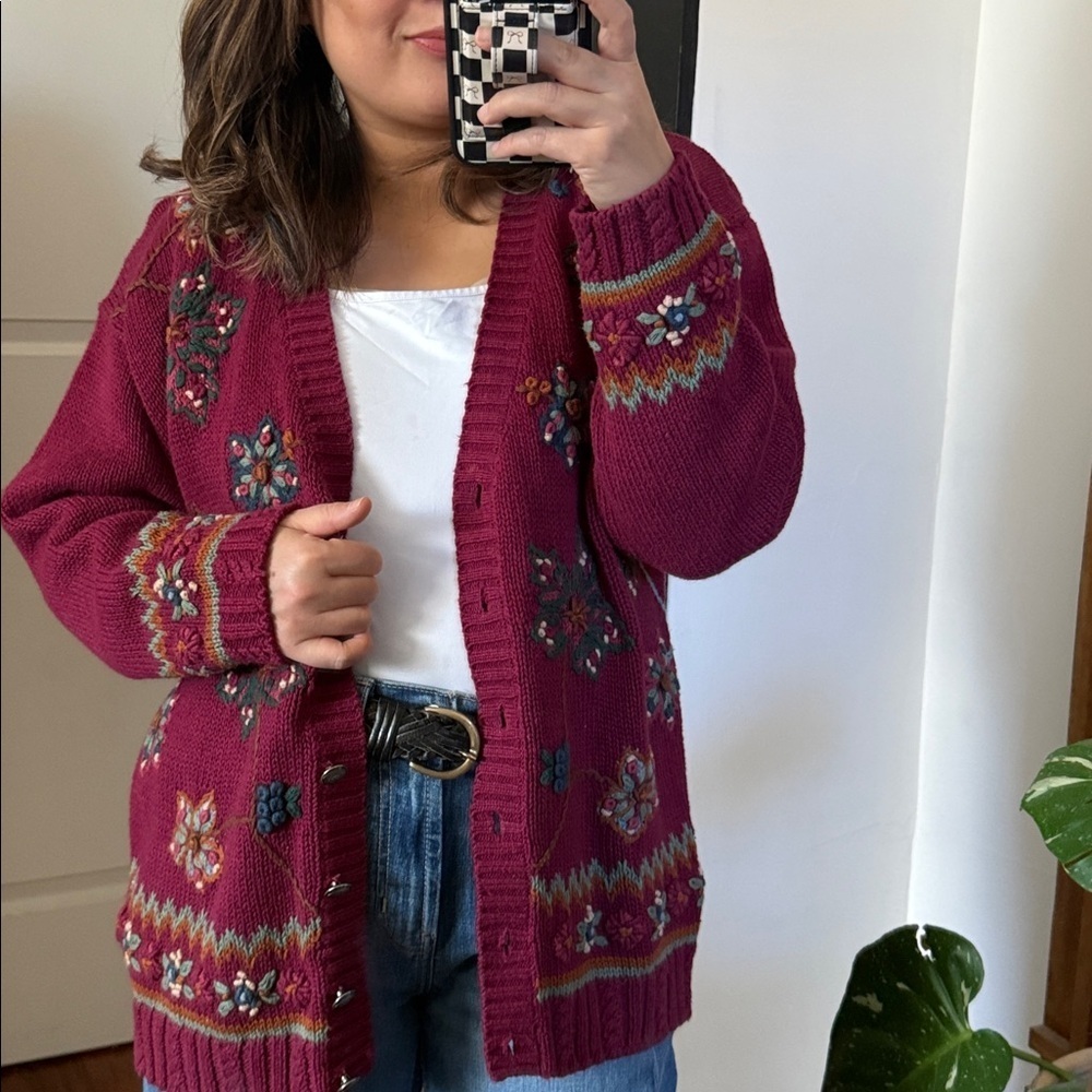 Embroidered Redish-Purple Womenโs Cardigan Sweater